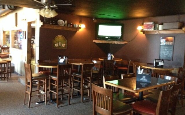 Chubby's Bar & Motel