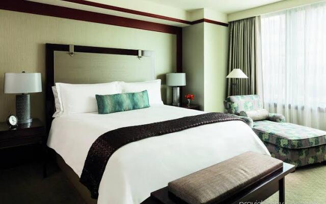 The Ritz-Carlton Residences, Georgetown