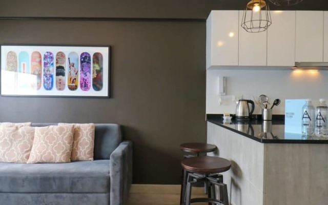 w Beautiful 1BR w AC Near Central Restaurante