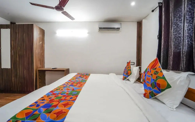 Fabhotel Chakra