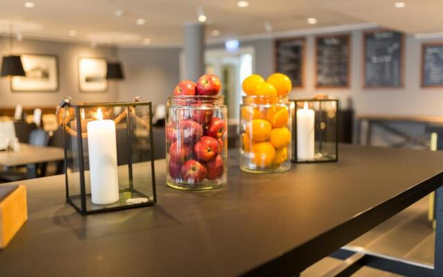 Home Hotel Uman