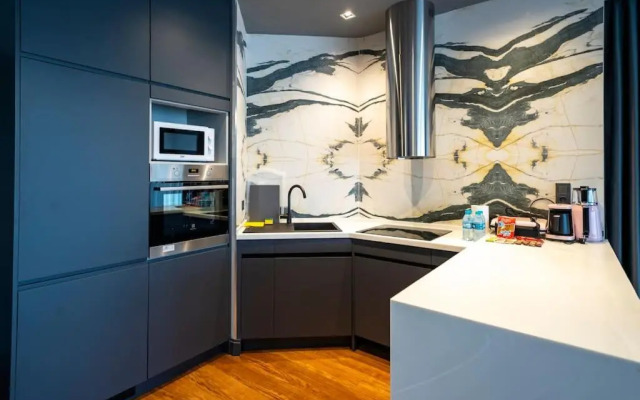 Superior, classy residence,7/24 Security,2 bedroom ( Benesta 205 )