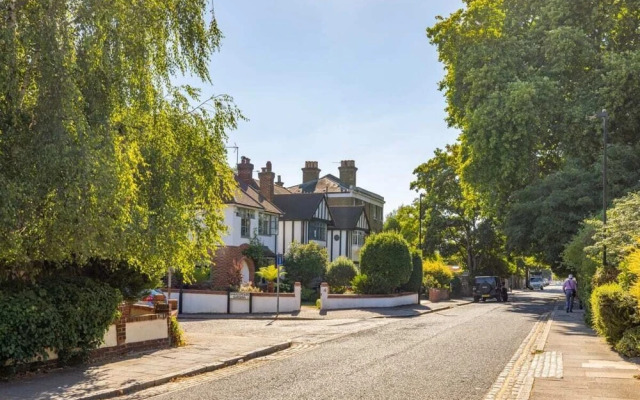 The Finchley Bolthole - Delightful 2bdr Flat