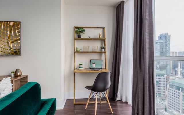QuickStay - Stylish 2-Bedroom Downtown Condo