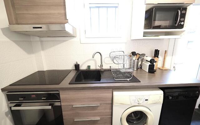 NOUVEAUTE 2022: Appartement face aux Thermes CALLOU avec Parking