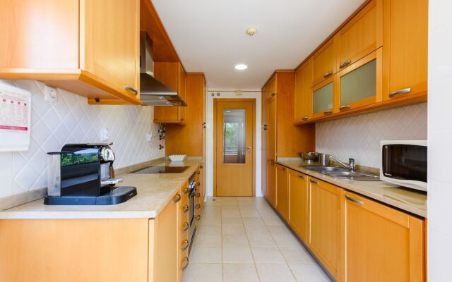 Palm Village Apartment