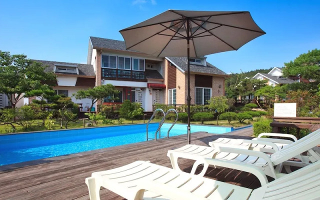 Gyeongju Orsay Pension