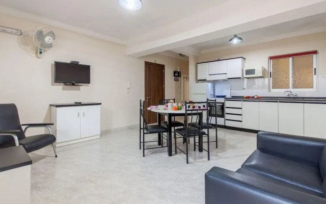 Merill Pool and Sea Charming Apart 3