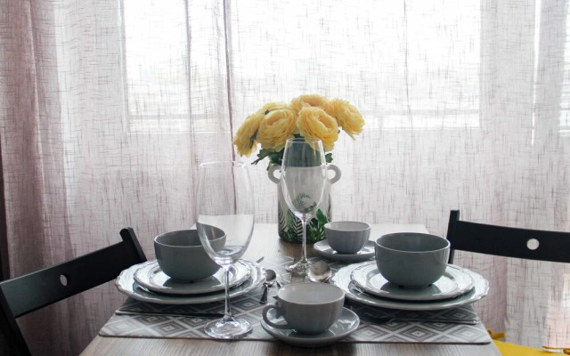 Sunny City Center Apartment