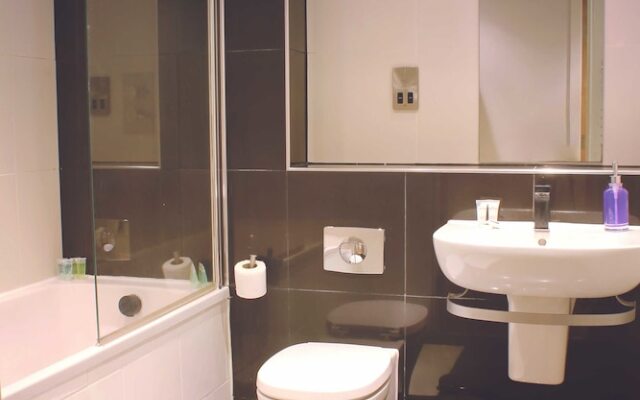 Homely Serviced Apartments - Blonk St