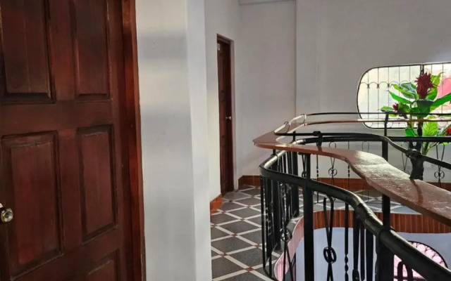Sarisa House