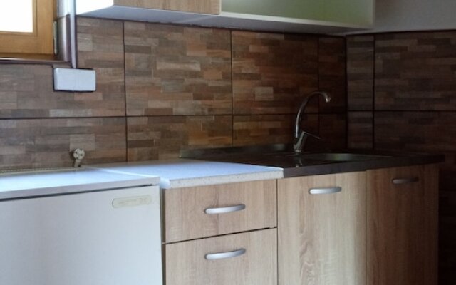 Dzajica Buk Rooms - Hostel