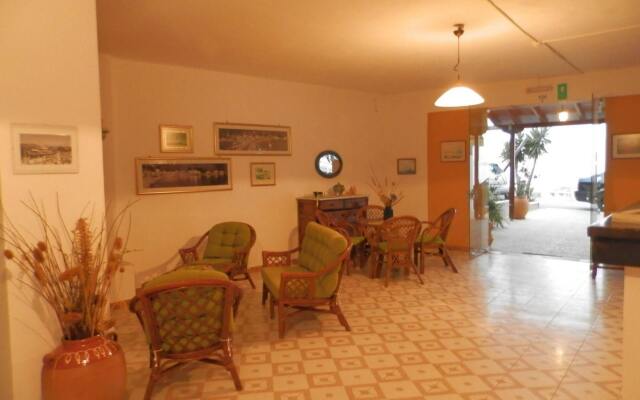 Hotel Apollon