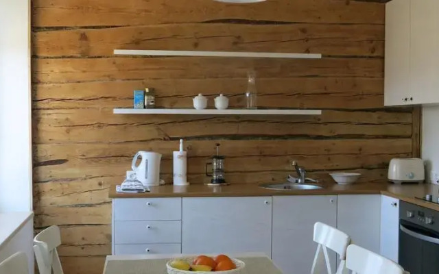 Apartment Near City Center