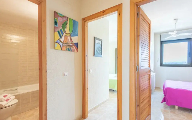 Apartment in Empuriabrava With Sea Views