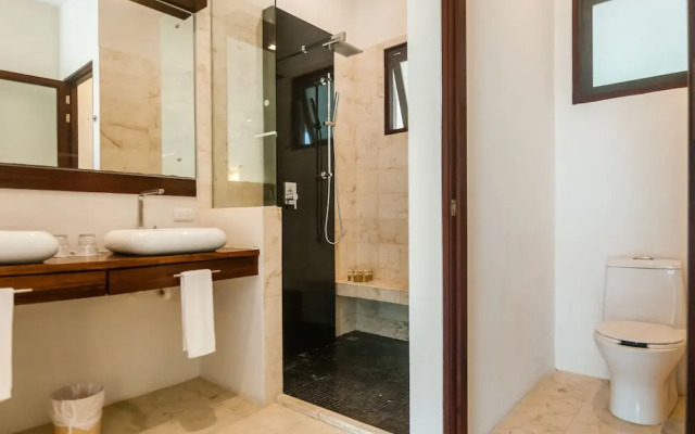 Mak Nuk Village Tulum I - Clothing Optional