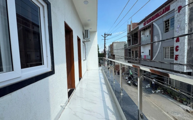 Shree Hanumat Kripa Dham