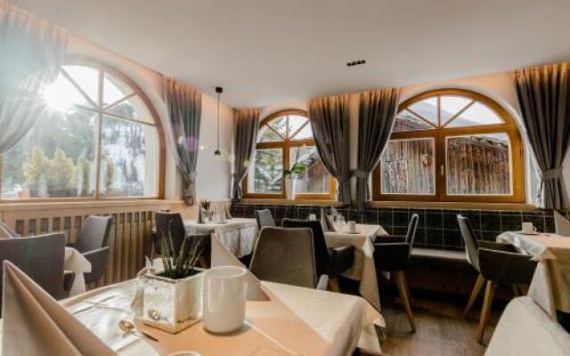 Villa Flora Mountain Lodges
