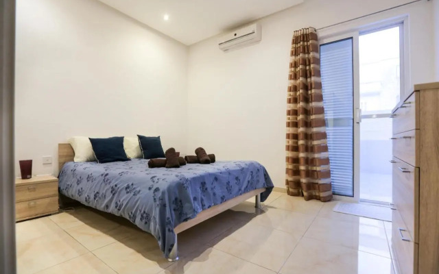 Valletta Triton Apartment