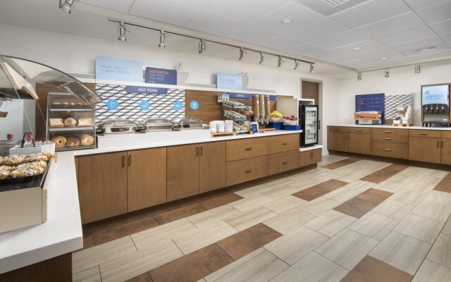 Holiday Inn Express Andover North-Lawrence by IHG