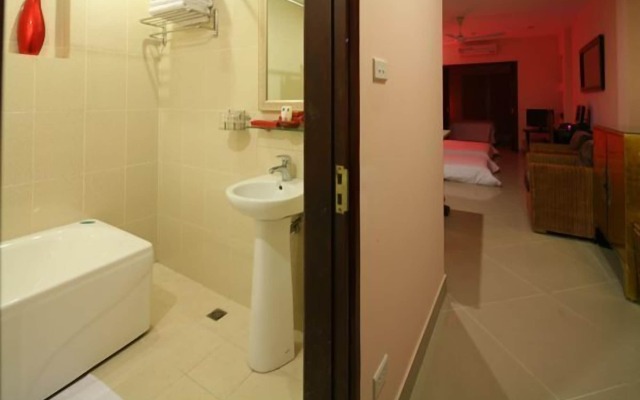 Rising Dragon Estate Hotel