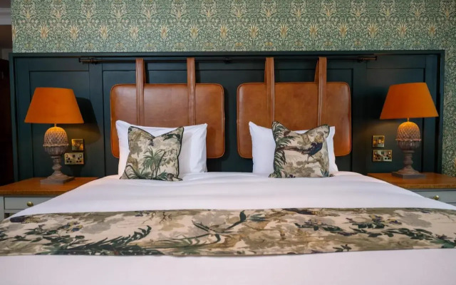 Wheatsheaf Hotel by Chef & Brewer Collection