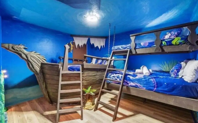 Coastal Paradise 8BR Disney Villa