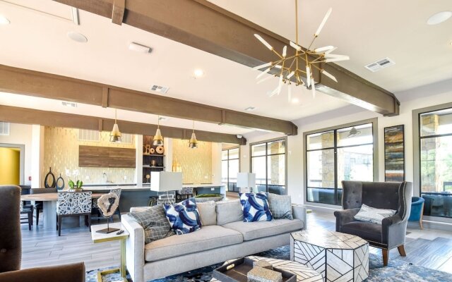 Plano Amazing 2BD 2BA Apartment