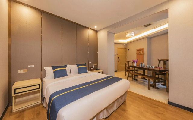 Comfort season hotel