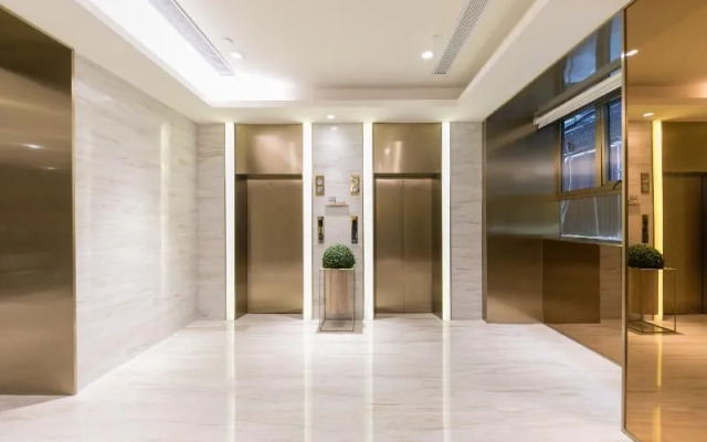 Ji Hotel Shanghai Changshou Road Metro Station