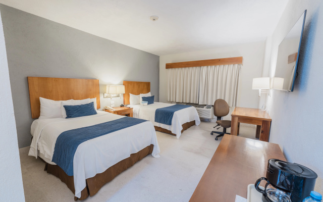 Comfort Inn Puerto Vallarta Golfside & Marina