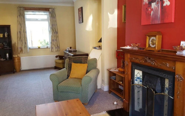 Belfastbreaks - Modern 4 Bedroom Townhouse in South Belfast