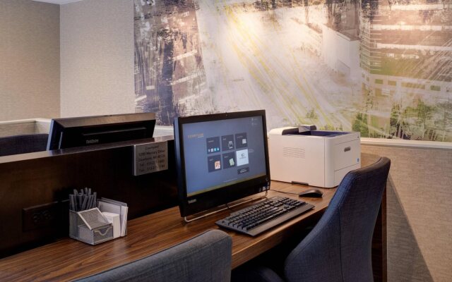 Courtyard by Marriott Detroit Dearborn