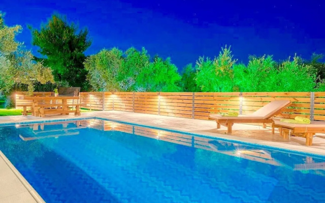 Villa Ftelia