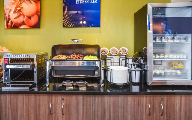 Comfort Inn South