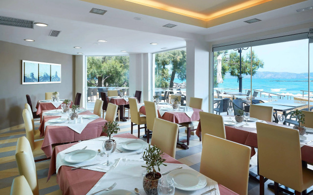 Molos Bay Hotel