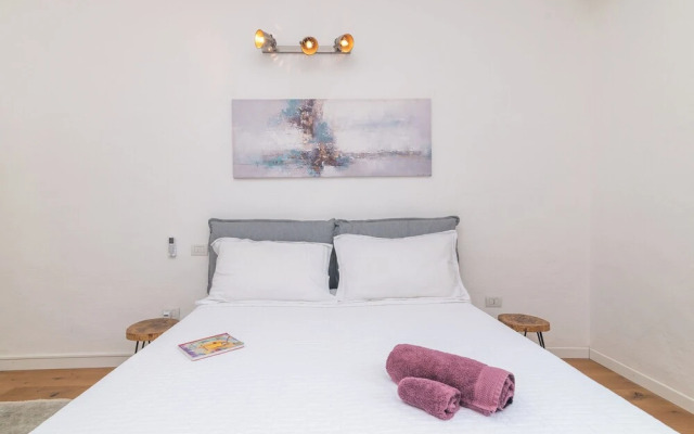 David House In The City Center