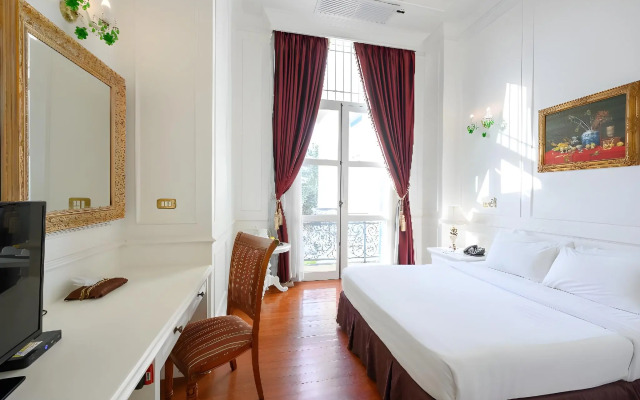 Chateau de Khaoyai Hotel & Resort