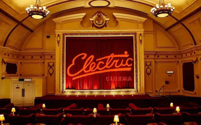 Colourful House 3 Bed Apt - Notting Hill