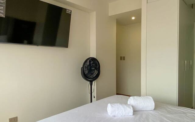 Amazing 3BR With Balcony in Miraflores