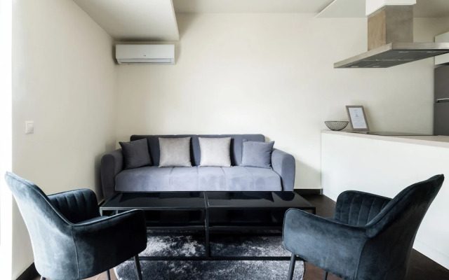 Elysee apartment 9A