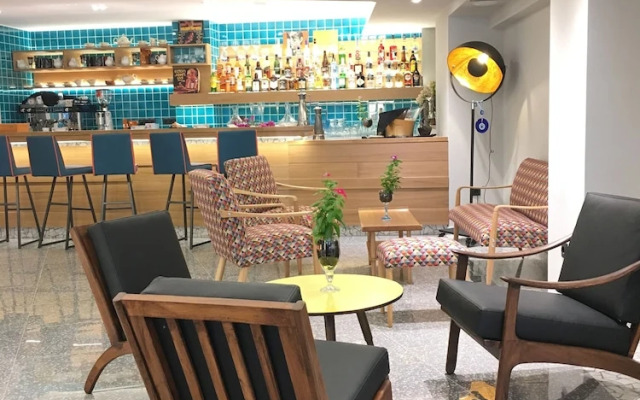 360Degrees Pop Art Hotel