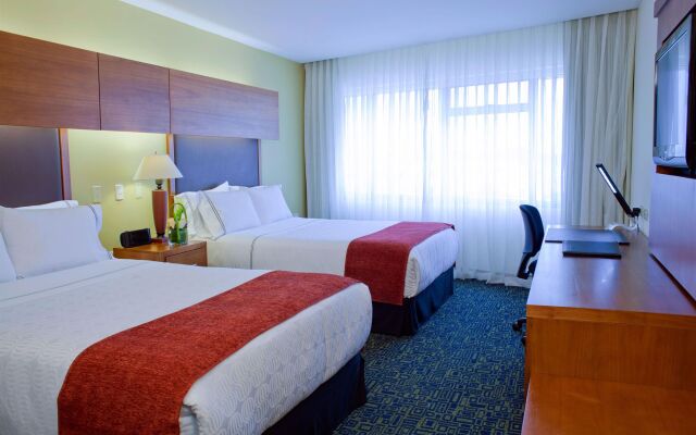 TRYP by Wyndham Guayaquil Airport