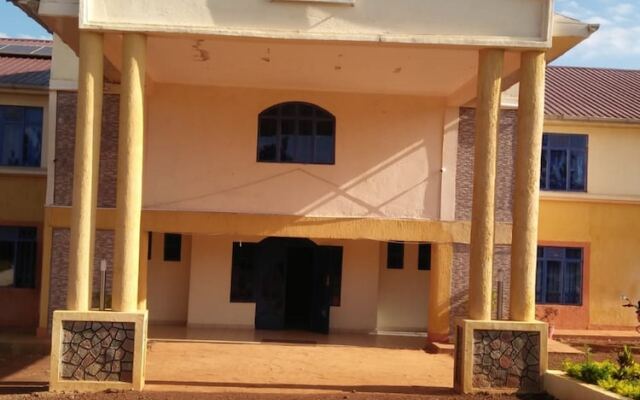 Siaya Summit Hotel