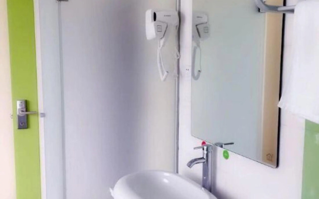 Heng 8 Chain Hotel Shengzhou Sihai Road