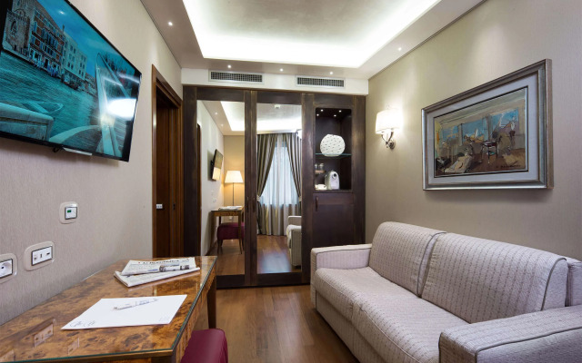 Santa Chiara Hotel