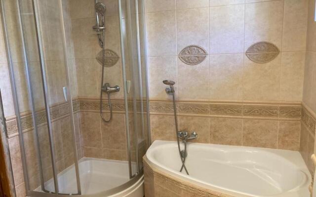 Dom Sarnia z 4 sypialniami