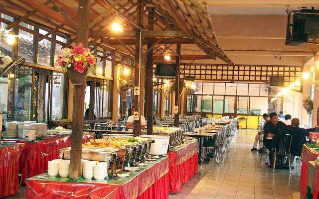 U-Sa Family Hotel
