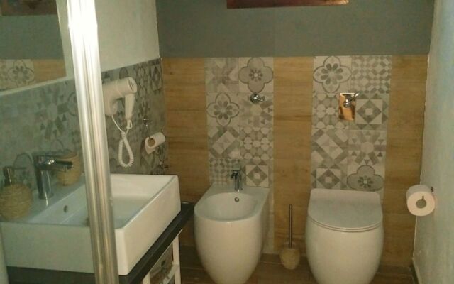 Baglio Antico Con Piscina