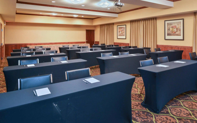 Hampton Inn & Suites Greenville